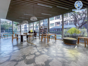 *****คอนโดมิเนียมมือสองย่านกรุงเทพมหานคร ม.เอลลิโอ สุขุมวิท64 บนเนื้อที่ 30.45 ตร.ม. ฟังก์ชัน 1 ห้องนอน 1 ห้องน้ำ 1 ที่จอดรถ แถมฟรี! 2 เครื่องปรับอากาศ 1 เครื่องทำน้ำอุ่น สภาพเหมือนใหม่ บนทำเล เดินทางสะดวก เชื่อมต่อถ.สุขุมวิท, คู่ขนานถ.บางนา-ตราด เพียง 2 นาทีก็ถึงรถไฟฟ้าสายสีเขียว "สถานีปุณณวิถี"